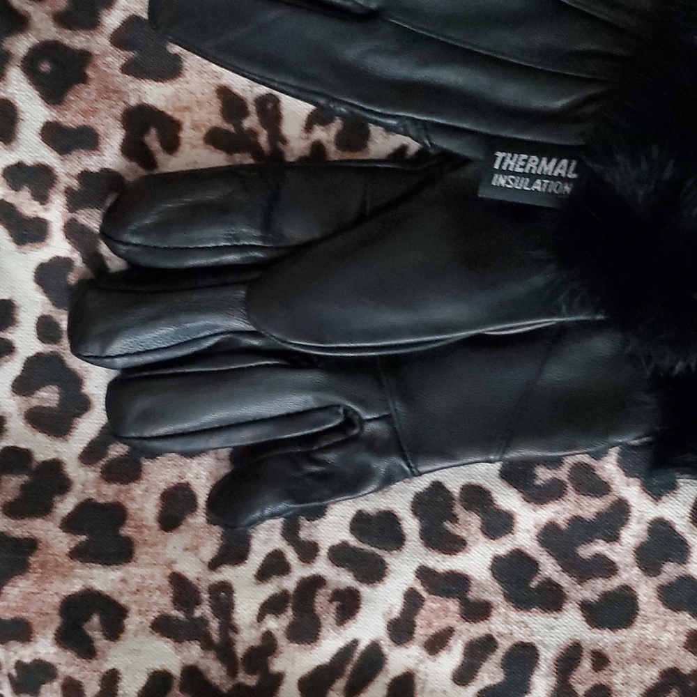 *NIP* Alpine Swiss Gloves - Picture 7 of 16